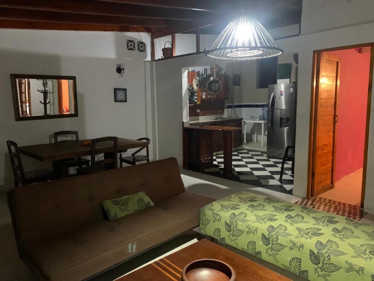 Hostal Casaluna San Andres Esterno foto
